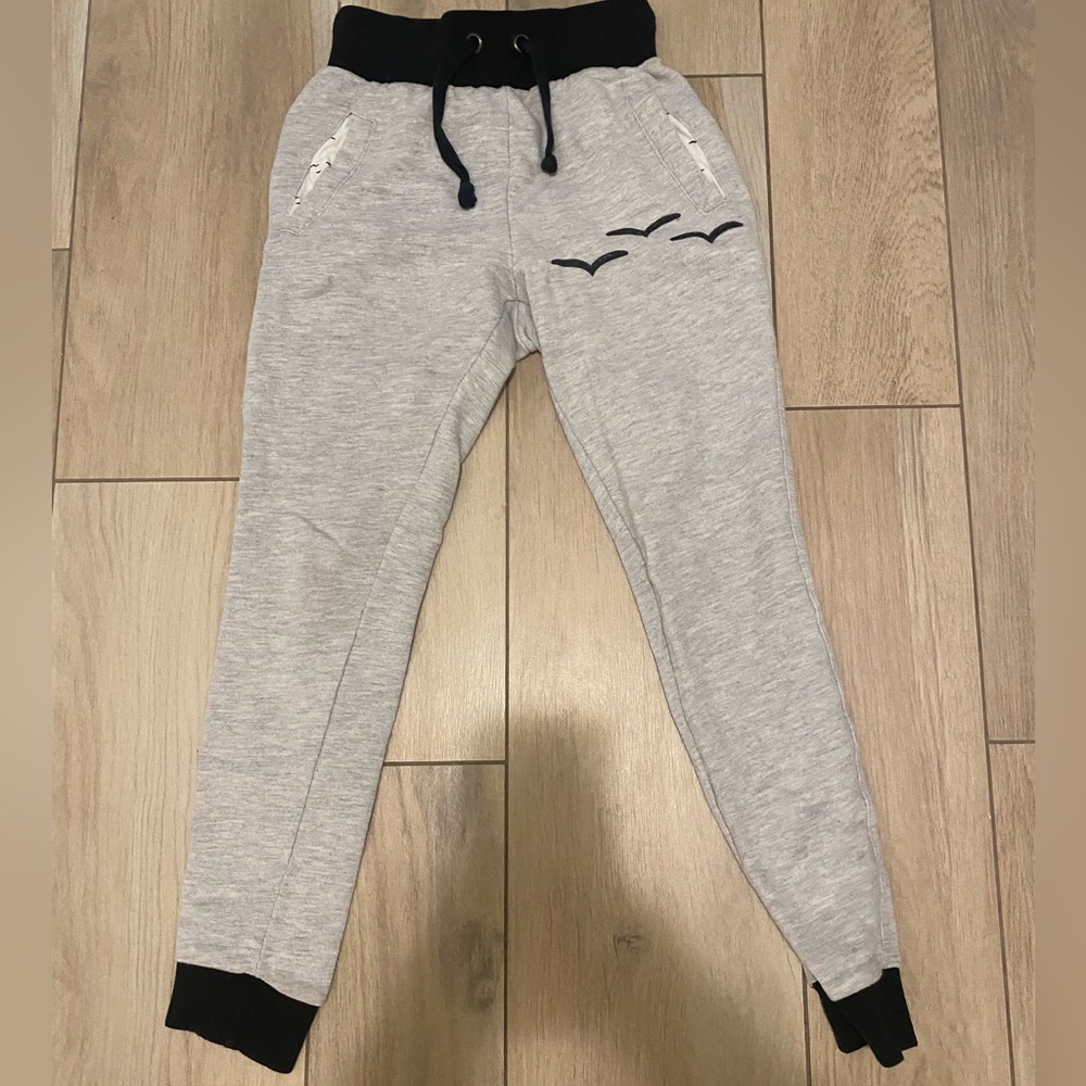 Lazy pants tracks